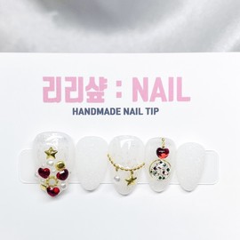 Christmas Tree Handmade Nail Tips - Oval / 크리스마스 트리 수제네일팁 - 오벌