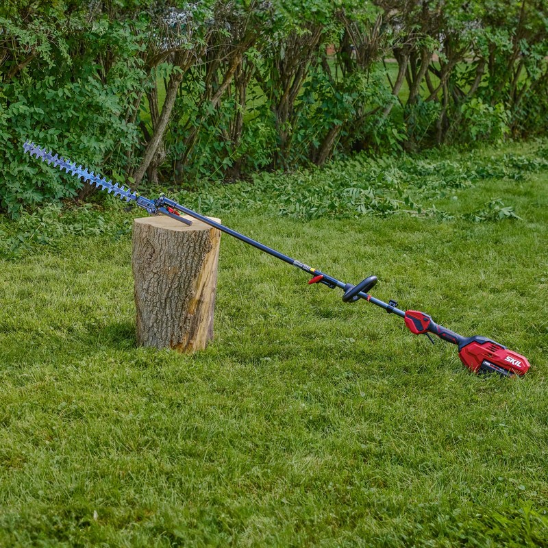 SKIL PWRCORE 40 40V Powerhead 22" Pole Hedge Trimmer Attachment