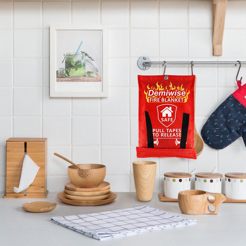 Demiwise Fire Blankets for Home and Kitchen,4-Pack 40"x40" Emergency Fire