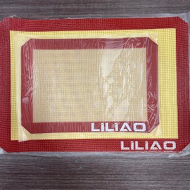 LILIAO Silicone Baking Mat, 3-Pack Non-Stick Reusable Baking Mat, Oven Baking Sheet for Making Cookies, Macaroons, Bread and Pastry (Red)