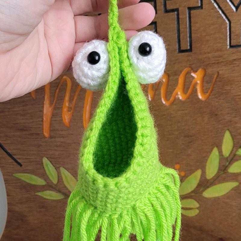 Crochet Yip Yip Mini Hanging Basket by Crafty Mama, Decorative,