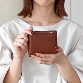 Milagro Wallet, Tamponato Leather, 21-Pocket Bi-fold Wallet, Black