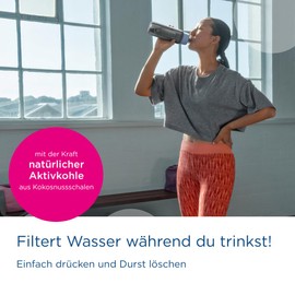 BRITA Sport Wasserfilter Flasche Model Active dunkelgrün (600ml) inkl. 2 MicroDisc Filter – zusammendrückbare BPA-freie Flasche für unterwegs, filtert beim Trinken/spülmaschinengeeignet