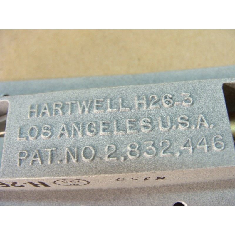 Hartwell NEW NOS HARTWELL aviation military aircraft latch H26-21 H26-3