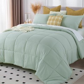 KASENTEX Twin Size Comforter Set 3 Piece,Seersucker Lightweight Fabric,Breathable Fluffy Down Alternative,Box Stitch Quilting, All Season Machine Washable with 2 Pillow Shams,Sage Green