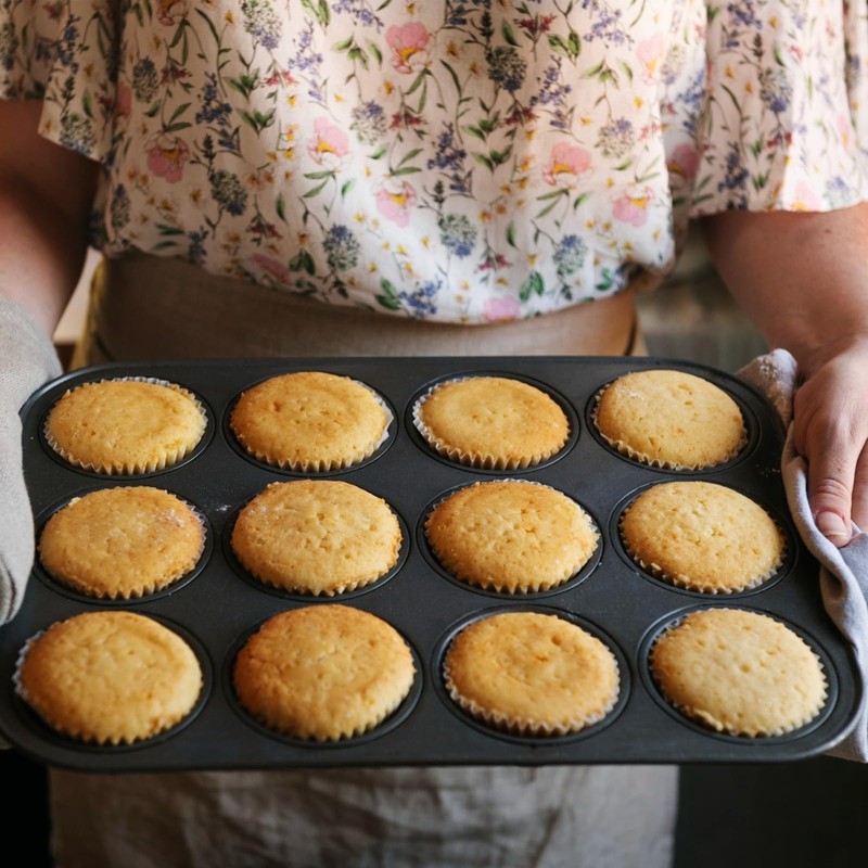 YSAMAX Non-Stick Sturdy 12 Cupcake Baking Muffin Tray, Innovative Baking