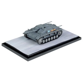 Platz GPC72-26 Girls & Panzer Tenhira Tankway Collection No. III Assault Gun F-Type Hippo Team Ambush at Street Corner! 1/72 Scale Painted Finished Product