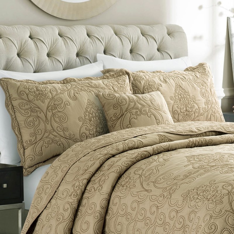 BYTIDE Quilt Bedspread Oversized King 4 Piece Bedding Set 120"