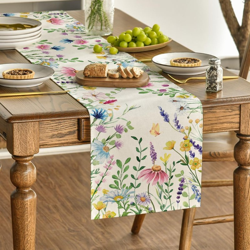 Artoid Mode Daisy Eucalyptus Lavender Floral Leaves Summer Table Runner,