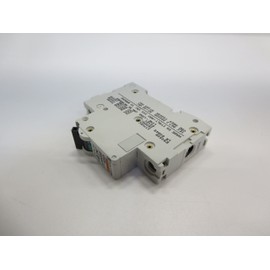 SCHNEIDER ELECTRIC Supplementary Protector 277-Volt 32Amp 1P MG24437 Ct for Energy Meter 200A .90" X 1.90" Id