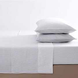 Wake In Cloud - Gray Striped Sheet Set, Grey Vertical Ticking Stripes Pattern Printed on White, Soft Microfiber Bedding (4pcs, Queen Size)