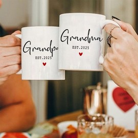 Dnuiyses EST 2025 Promoted to Be Grandpa Grandma Mug Gift for New Grandparents, EST 2025 Grandparents Mugs Set of 2 11oz, Mothers Day Fathers Day Gift, Baby Reveal Surprise Publicity Gifts
