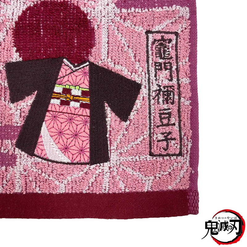 BANDAI 4355001700 Nezuko Kamado Mini Towel, Devil Blade