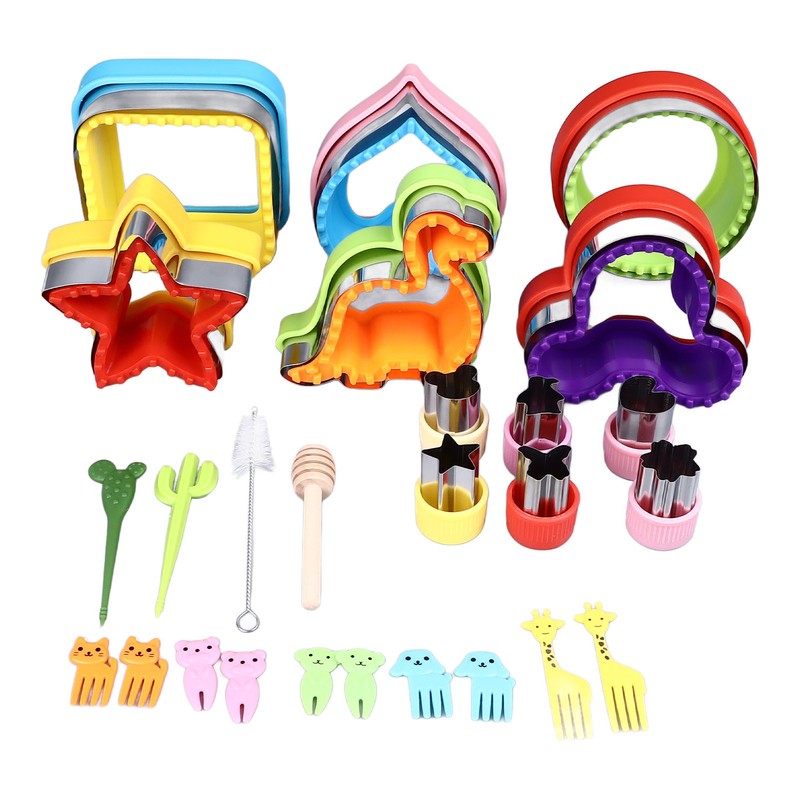 26PCS Sandwich Cutter and Sealer Set Stainless Steel Bread Cookie