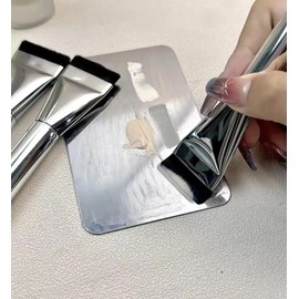 INTER-ESQUE Foundation Pinsel - Foundation Brush - Aluminium