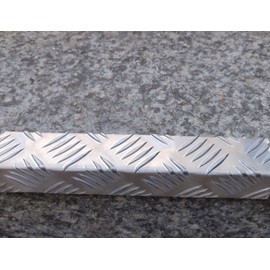 Quintett Aluminium Corrugated Plate 3.5 / 5.0 mm Thick Aluminium Angle Corrugated Sheet Angle Aluminium L-Profile