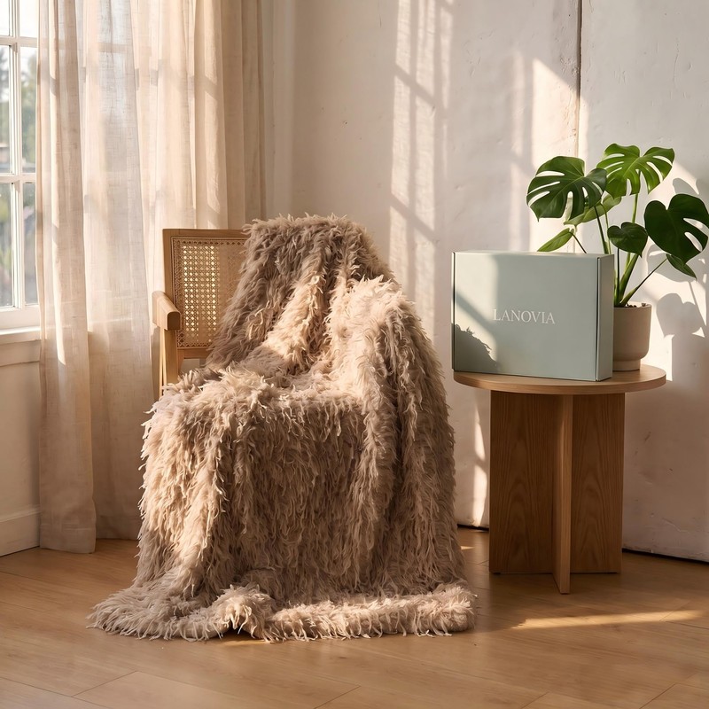 Faux Feather Shaggy Throw Blanket Light Coffee Blankets for Couch