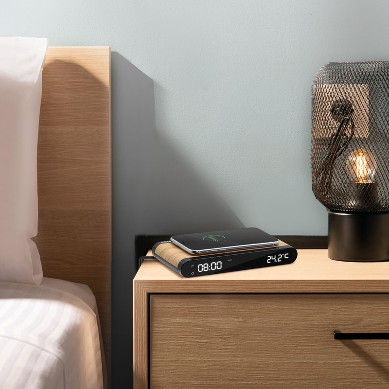 MOOOV 477349 Alarm Clock, Charger, Induction, 15 W and USB-C
