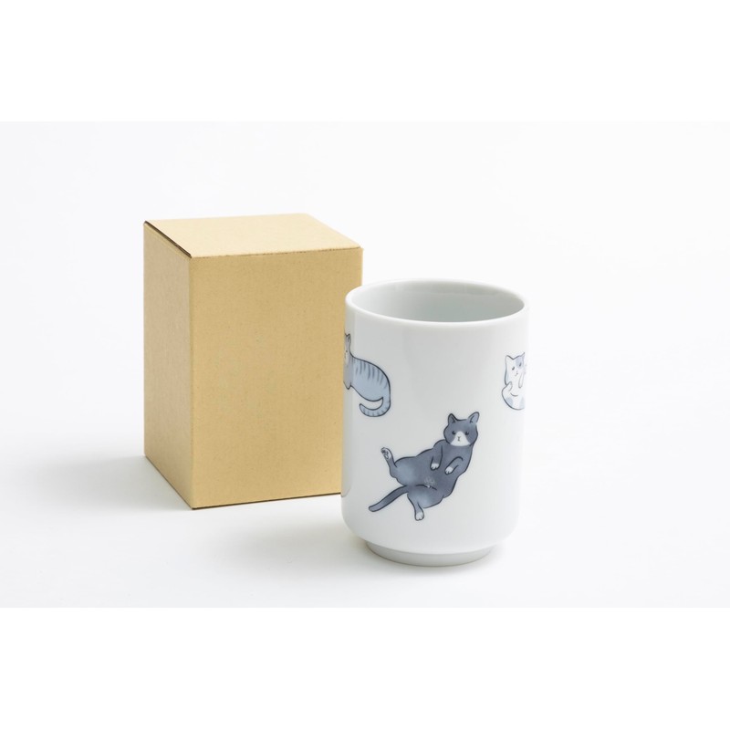 Manekineko-Ai Japanese green tea cup Cat Yunomi Made in Japan