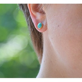 Green Chalcedony stud earrings, everyday earrings, Vermeil Gold or silver, bezel set studs, round studs, August Birthstone studs, Birthday gift, green round post earrings