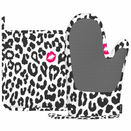 Mxocom Leopard Heat-Resistant Oven Mitts and Pot Holder Cheetah Animal Print with Kiss Shape Lipstick Mark Dot Kitchen Non-Slip Cooking Microwave Gloves for Cooking Baking Grilling