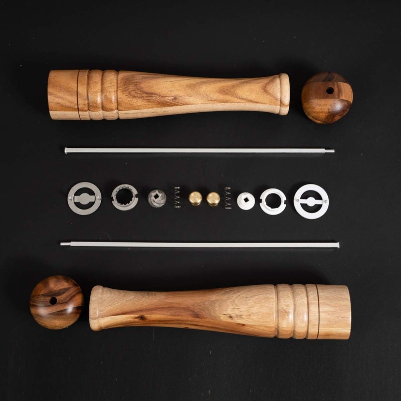 DeroTeno Salt and Pepper Mill Set, Pepper Grinder with Adjustable