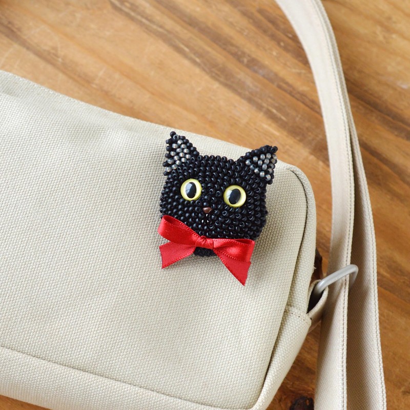 MIYUKI BFK-658 Beaded Kit, Crochet Cat Brooch Kit, Size Approx.