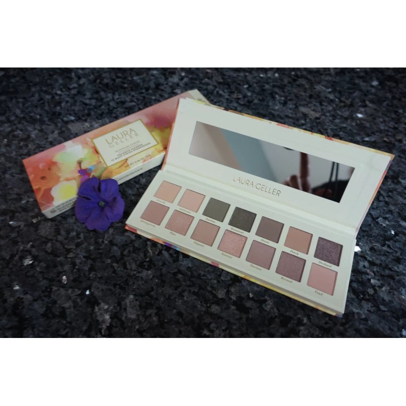 Laura Geller favorite flowers eyeshadow palette new in box full