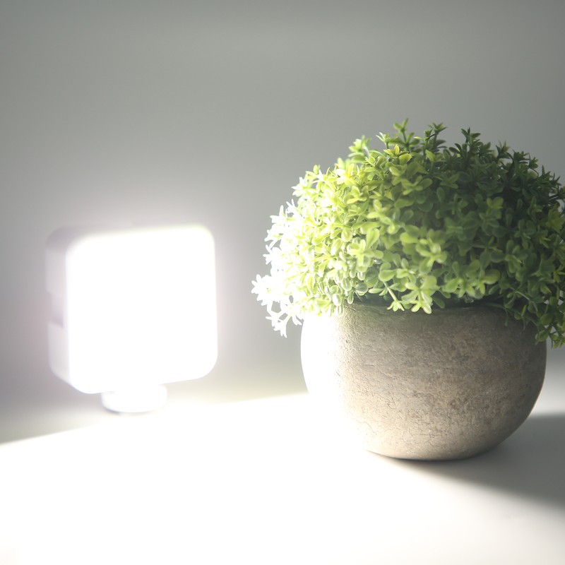 ULANZI VL49 Small LED Video Light Adjustable Photography Soft Light