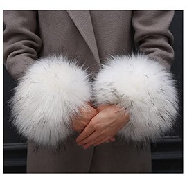 SHTGOI Women's Fur Cuffs Fur Wrist Warmer Faux Fur Cuffs Arm Warmers Winter Hand Warmer Sleeves Plush Pulse Warmer Fur Cuffs Faux Fur Arm Warmers Gloves White + Black
