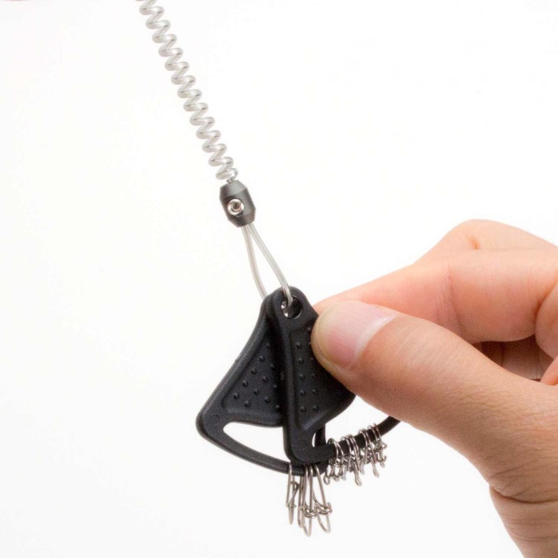 Daiichi #32135 Noobiner D Carabiner Safety Rope with Snap Holder