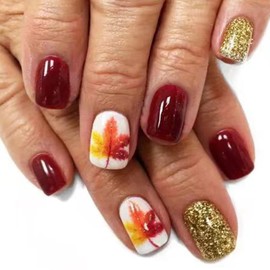 TBRZTR Thanksgiving Press on Nails Short Square Fall Maple Leaves False Nails with Gold Glitter Powder Design Coffin Nails Full Cover Acrylic Nails Reusable Glue on Nails for Women Festival Nails