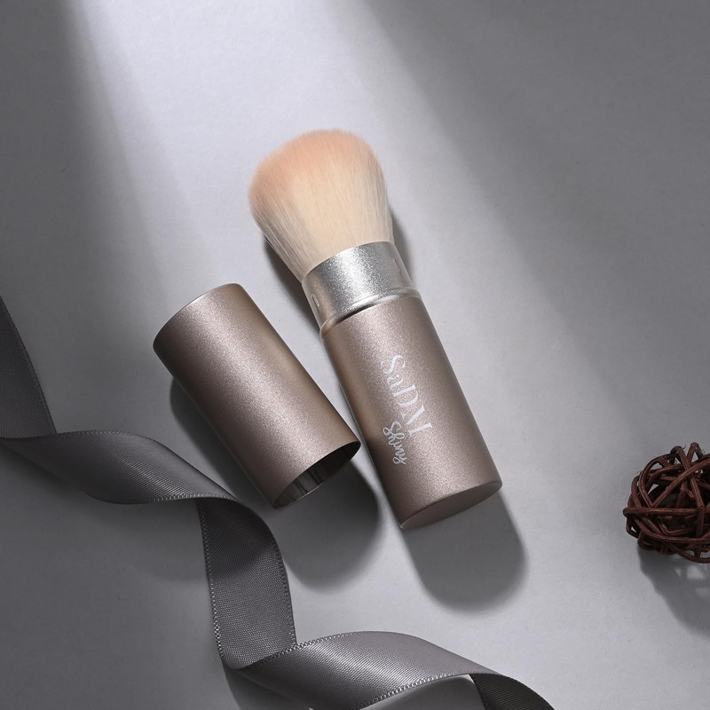 SaDM Shiny Retractable Powder Brush – Portable, Multipurpose Makeup Brush