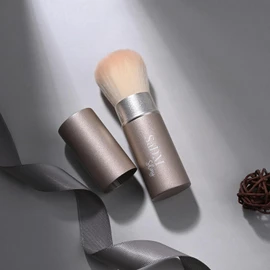 SaDM Shiny Retractable Powder Brush – Portable, Multipurpose Makeup Brush for Travel & On-the-Go Application
