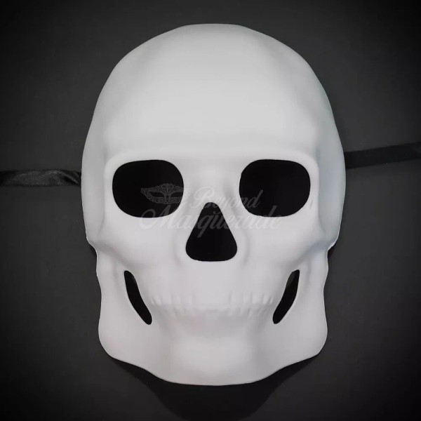 BeyondMasquerade.com Blank Masquerade Mask - Bauta Venetian Cosplay Costume DIY