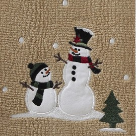 SKL Home by Saturday Knight Ltd. Rustic Plaid Snowman Bath Towel,Wheat