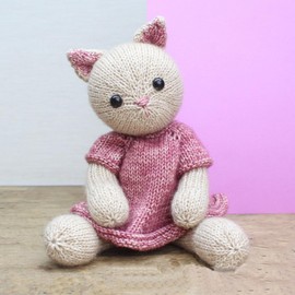 Hardicraft Knitting Kit for Emma Cat, 25 cm