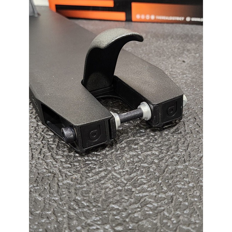 District HT Pro Scooter Deck Black Pearl