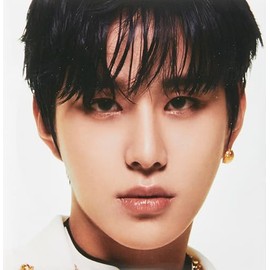 The 5th Album 'Fact Check'[Exhibit Ver.] [Poster]