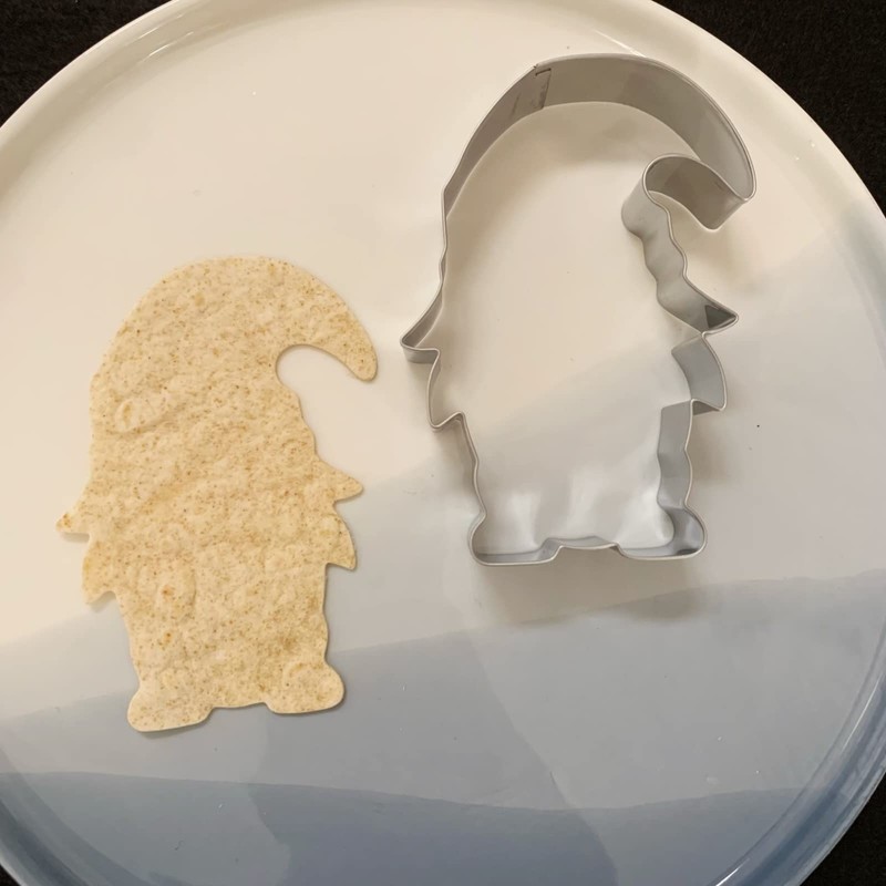 LUBTOSMN Gnome Cookie Cutter-4.3 Inch-Diswasher Safe-Holiday Cookie Cutters Fondant Biscui