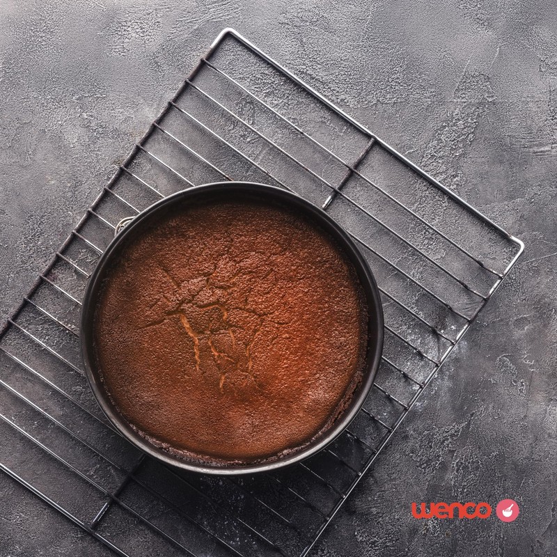 wenco Springform Cake Tin, 26 cm Diameter, Round Cake Tin