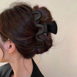 Inateannal Large Hair Claw Clips Wavy Claw Clips for Women Plastic Hair Claws Clip Black Matte Claw Hair Clips Big Claw Clips Thick Hair Matte Nonslip Strong Hold Clips Double Row Teeth Hair Claw Clip