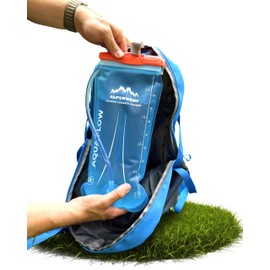 Alpenwert® Trinkblase mit Trinkschlauch [Wasserblase 2L/3L BPA FREE] Ultraleicht Trinksystem für Rucksack perfekt für Outdoor, Laufen, Trailrunning (3 Liter)