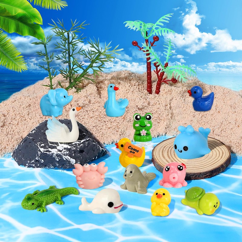 EKisemio 70 Pcs Mini Resin Animals,60 Styles Tiny Animal Figurines