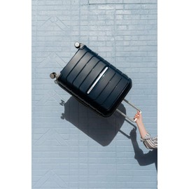 Samsonite Freeform 21-Inch Hardside Carry-On Luggage - Hardshell Carry-On Suitcase - TSA, Airline-Approved - Expandable Hard Shell, Smooth Rolling Spinner Wheels for Lightweight Travel - Navy