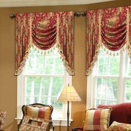 Loom and Mill Luxury Waterfall Valance for Living Room, Classic Damask Jacquard Swag Valances with Tassels, Red Swag Curtains for Bedroom Banquet Christmas Decor, Rod Pocket(W39Inch,1 Panel)