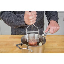 Diamond Series Heavy Duty Potato Masher – Stainless Steel Handheld Food Masher & Blender with Ergonomic Non-Slip Handle – Ideal for Beans, Veggies, Avocados, Fruits & More – Black