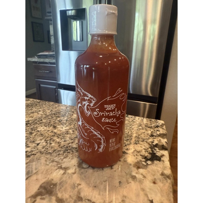 Trader Joe's 2 Pack SRIRACHA SAUCE 18.25 oz each Sealed
