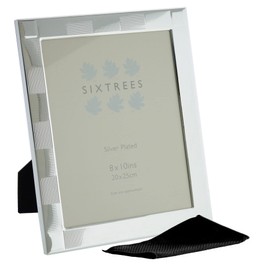 Sixtrees O'Sullivan Embossed Silver Plated 8 x 10 inch Photo Frame complete with Microfibre Polishing Cloth