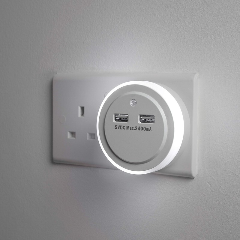 Benross LED Plug in Night Light with Dual USB Charger,